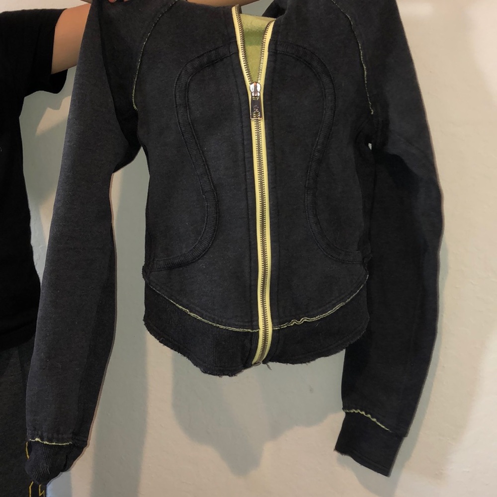 New LuluLemon Jacket